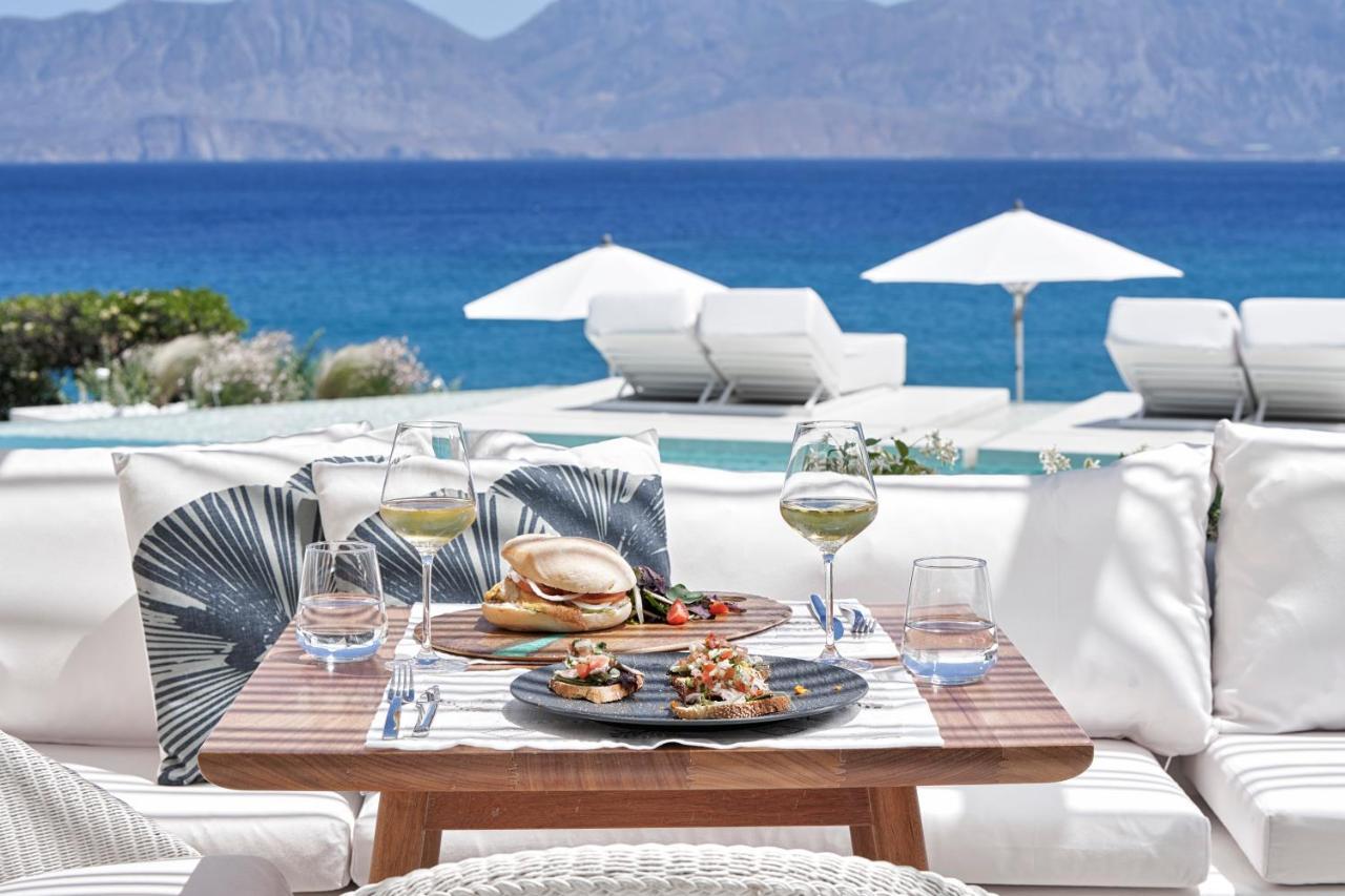 Hotel The Island Concept Luxury Boutique Heated Pool